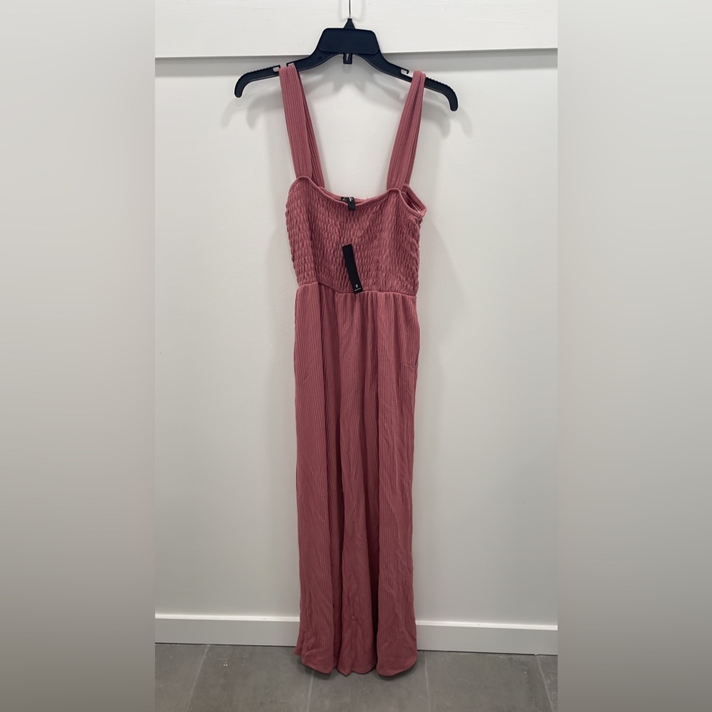 New with tags lulus stretchy jumpsuit
